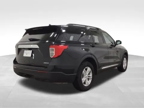More photos of 2023 Ford Explorer XLT at Gregg Young Hortonville Ford, WI
