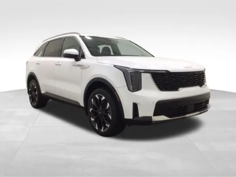 More photos of 2025 Kia Sorento X-Line EX at Gregg Young Hortonville Ford, WI