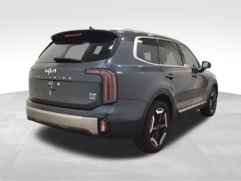 Another view of 2024 Kia Telluride EX X-Line for sale in Hortonville, WI at Gregg Young Hortonville Ford