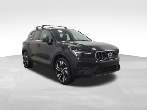 More photos of 2024 Volvo XC40 Ultimate at Gregg Young Hortonville Ford, WI