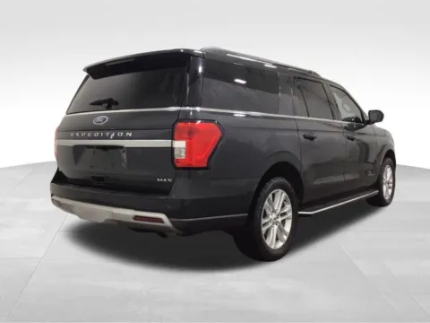 More photos of 2022 Ford Expedition Max XLT at Gregg Young Hortonville Ford, WI