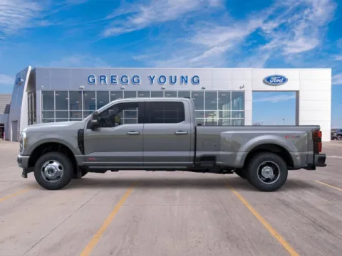 More photos of 2026 Ford F-350SD Platinum at Gregg Young Hortonville Ford, WI