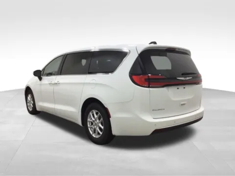 Another view of 2023 Chrysler Pacifica Touring L for sale in Hortonville, WI at Gregg Young Hortonville Ford