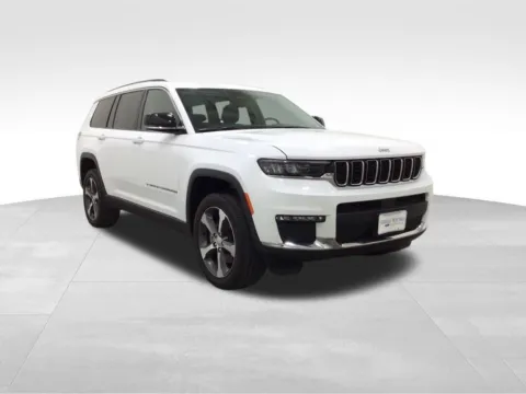 Another view of 2023 Jeep Grand Cherokee L Limited for sale in Hortonville, WI at Gregg Young Hortonville Ford