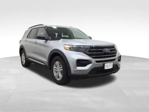 More photos of 2021 Ford Explorer XLT at Gregg Young Hortonville Ford, WI