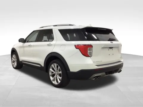 Another view of 2022 Ford Explorer Platinum for sale in Hortonville, WI at Gregg Young Hortonville Ford