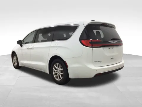 Another view of 2023 Chrysler Pacifica Touring L for sale in Hortonville, WI at Gregg Young Hortonville Ford