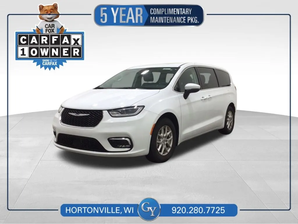 2023 Chrysler Pacifica Touring L for sale in Hortonville, WI