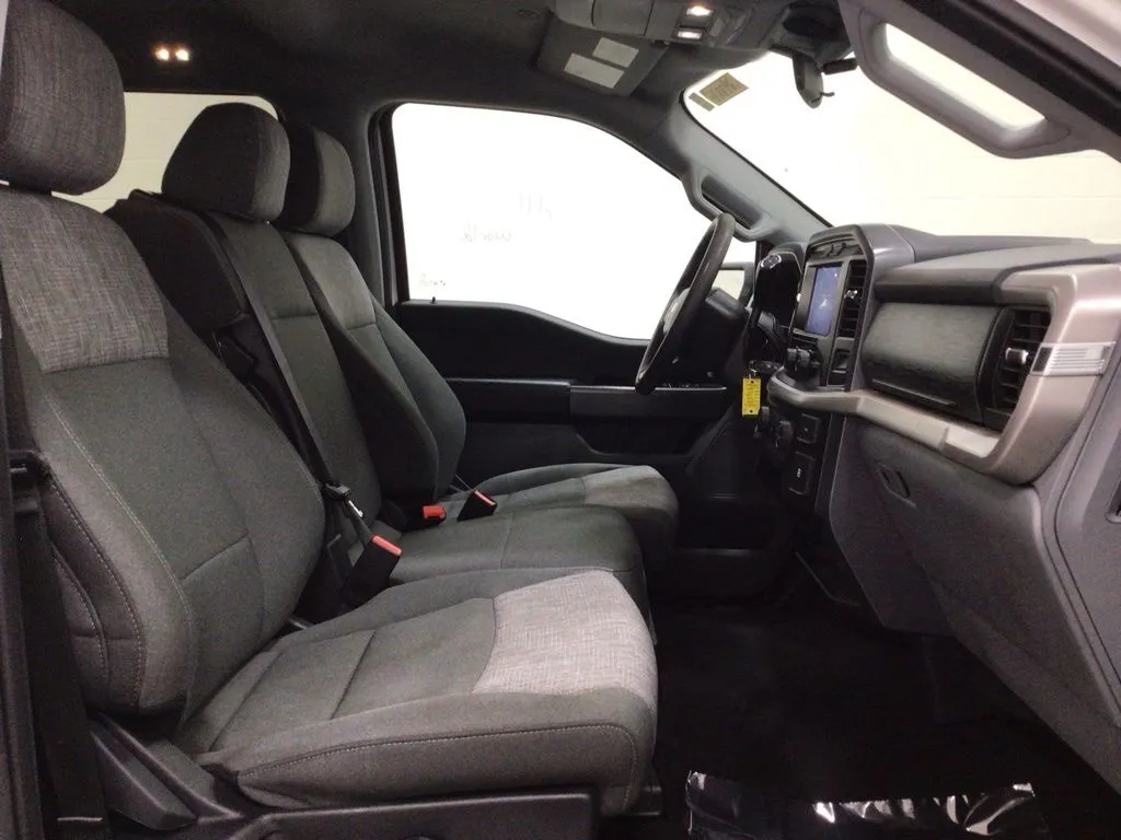 2023 Ford F-150 XLT - Photo 29
