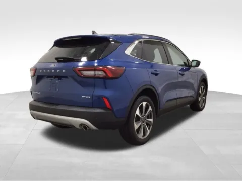 More photos of 2023 Ford Escape Platinum at Gregg Young Hortonville Ford, WI