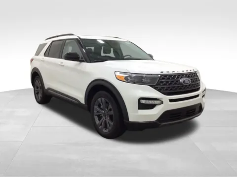 More photos of 2023 Ford Explorer XLT at Gregg Young Hortonville Ford, WI