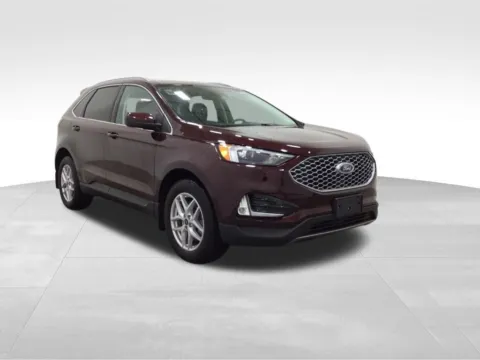 More photos of 2024 Ford Edge SEL at Gregg Young Hortonville Ford, WI