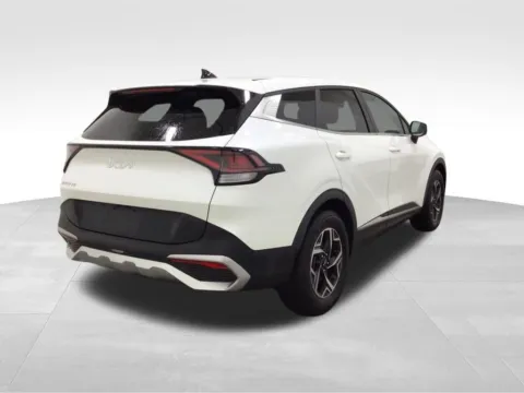 More photos of 2024 Kia Sportage LX at Gregg Young Hortonville Ford, WI