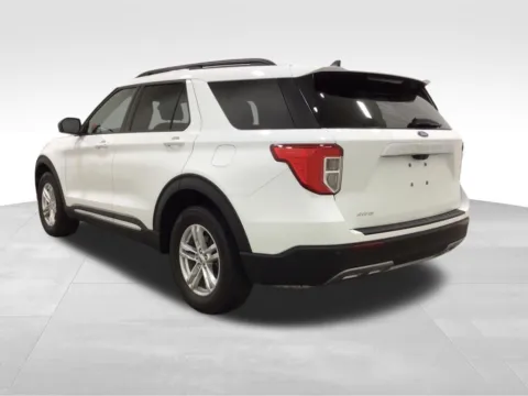 Another view of 2021 Ford Explorer XLT for sale in Hortonville, WI at Gregg Young Hortonville Ford