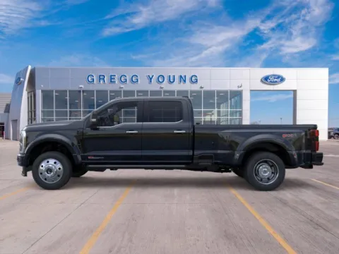 More photos of 2026 Ford F-450SD Platinum at Gregg Young Hortonville Ford, WI