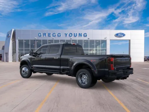 More photos of 2026 Ford F-450SD Platinum at Gregg Young Hortonville Ford, WI