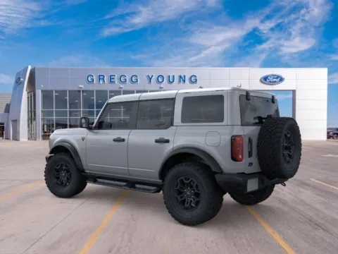 More photos of 2026 Ford Bronco Badlands at Gregg Young Hortonville Ford, WI