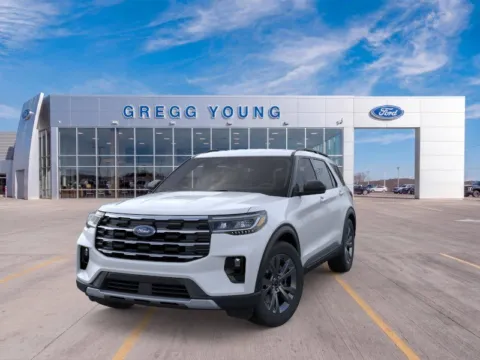 Photos of 2026 Ford Explorer Active for sale in Hortonville, WI at Gregg Young Hortonville Ford