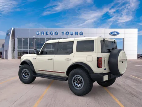 More photos of 2026 Ford Bronco Outer Banks at Gregg Young Hortonville Ford, WI