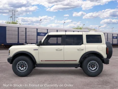 More photos of 2026 Ford Bronco Outer Banks at Gregg Young Hortonville Ford, WI