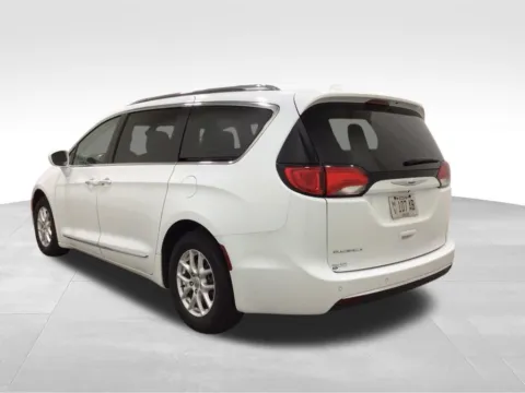 Another view of 2020 Chrysler Pacifica Touring L for sale in Hortonville, WI at Gregg Young Hortonville Ford