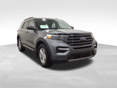More photos of 2023 Ford Explorer XLT at Gregg Young Hortonville Ford, WI