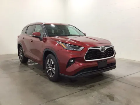 More photos of 2022 Toyota Highlander XLE at Gregg Young Hortonville Ford, WI