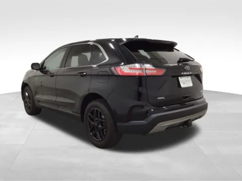 Another view of 2023 Ford Edge SEL for sale in Hortonville, WI at Gregg Young Hortonville Ford