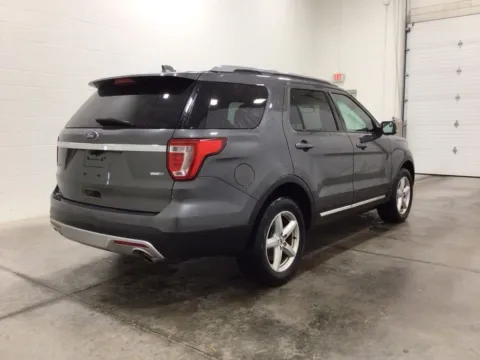 More photos of 2016 Ford Explorer XLT at Gregg Young Hortonville Ford, WI