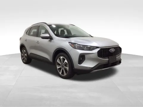 More photos of 2024 Ford Escape Platinum at Gregg Young Hortonville Ford, WI