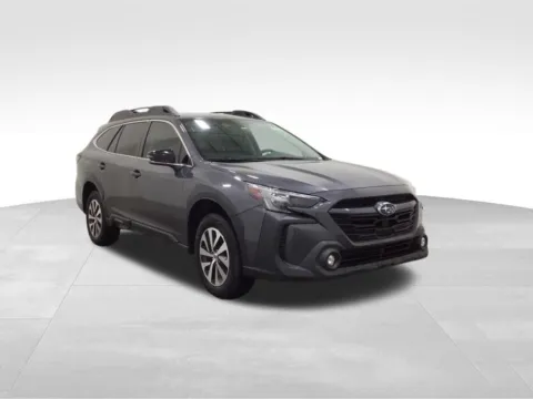 More photos of 2023 Subaru Outback Premium at Gregg Young Hortonville Ford, WI