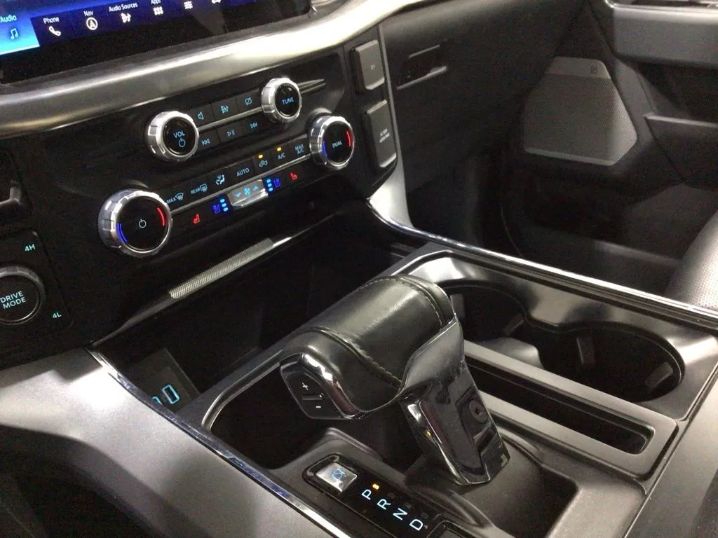 2023 Ford F-150 Lariat - Photo 14