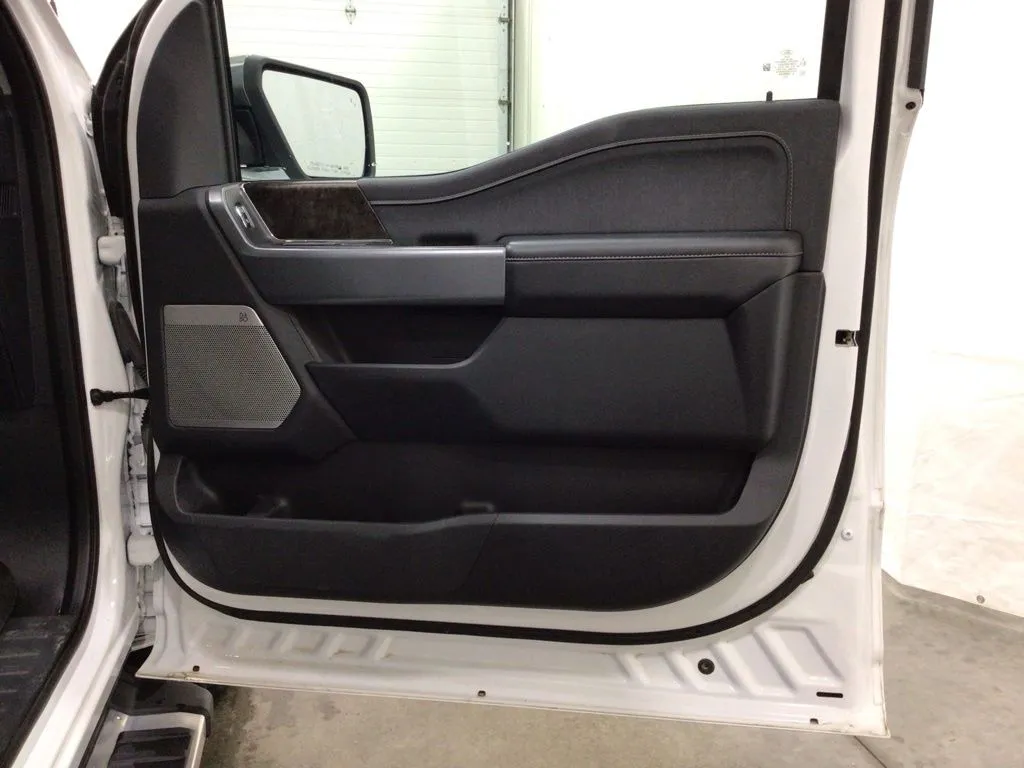 2023 Ford F-150 Lariat - Photo 31