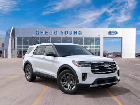 More photos of 2027 Ford Explorer Active at Gregg Young Hortonville Ford, WI