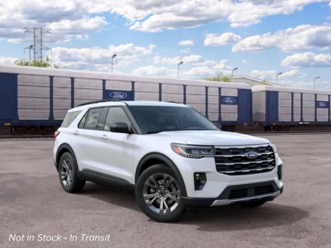 More photos of 2027 Ford Explorer Active at Gregg Young Hortonville Ford, WI