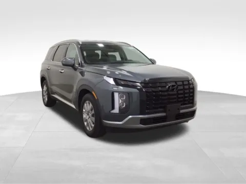 More photos of 2025 Hyundai Palisade SEL at Gregg Young Hortonville Ford, WI