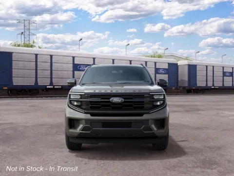 More photos of 2027 Ford Expedition Max Platinum at Gregg Young Hortonville Ford, WI