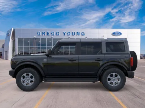 More photos of 2026 Ford Bronco Big Bend at Gregg Young Hortonville Ford, WI
