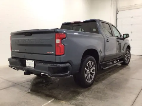 More photos of 2019 Chevrolet Silverado 1500 RST at Gregg Young Hortonville Ford, WI