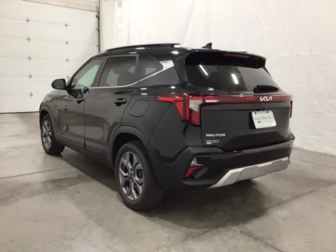 Another view of 2024 Kia Seltos S for sale in Hortonville, WI at Gregg Young Hortonville Ford