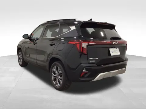 Another view of 2024 Kia Seltos S for sale in Hortonville, WI at Gregg Young Hortonville Ford