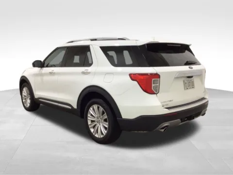Another view of 2023 Ford Explorer Limited for sale in Hortonville, WI at Gregg Young Hortonville Ford