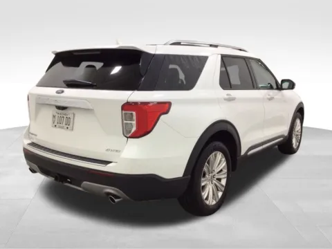 More photos of 2023 Ford Explorer Limited at Gregg Young Hortonville Ford, WI