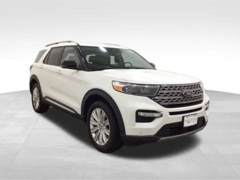 More photos of 2023 Ford Explorer Limited at Gregg Young Hortonville Ford, WI