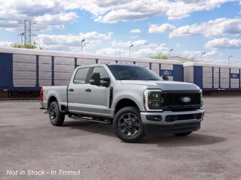 More photos of 2027 Ford F-250SD XL at Gregg Young Hortonville Ford, WI