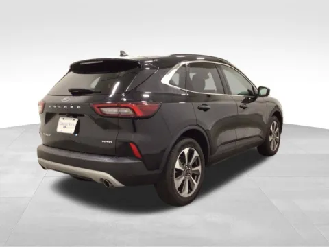 More photos of 2024 Ford Escape Platinum at Gregg Young Hortonville Ford, WI