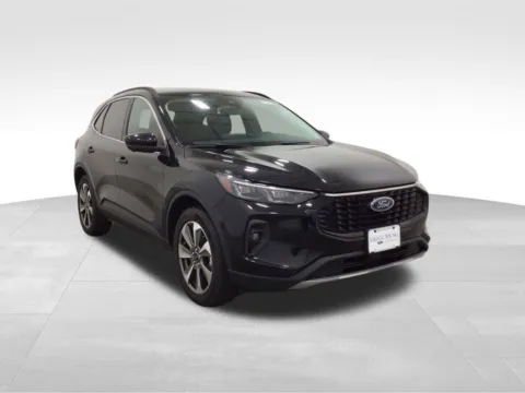 More photos of 2024 Ford Escape Platinum at Gregg Young Hortonville Ford, WI
