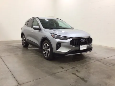 More photos of 2024 Ford Escape Platinum at Gregg Young Hortonville Ford, WI