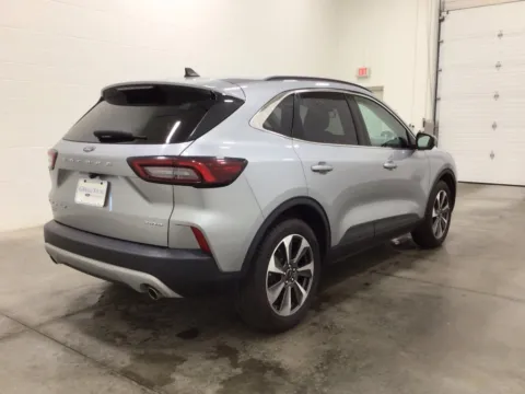 More photos of 2024 Ford Escape Platinum at Gregg Young Hortonville Ford, WI
