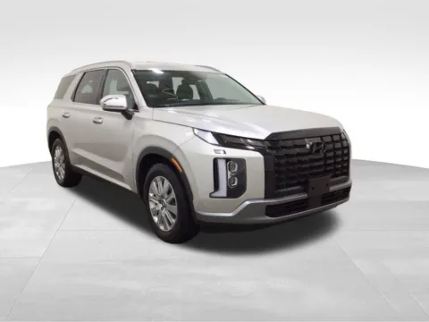 More photos of 2025 Hyundai Palisade SEL at Gregg Young Hortonville Ford, WI